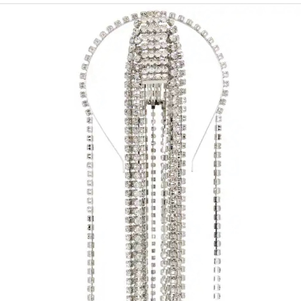 Elegant Silver Crystal Necklace